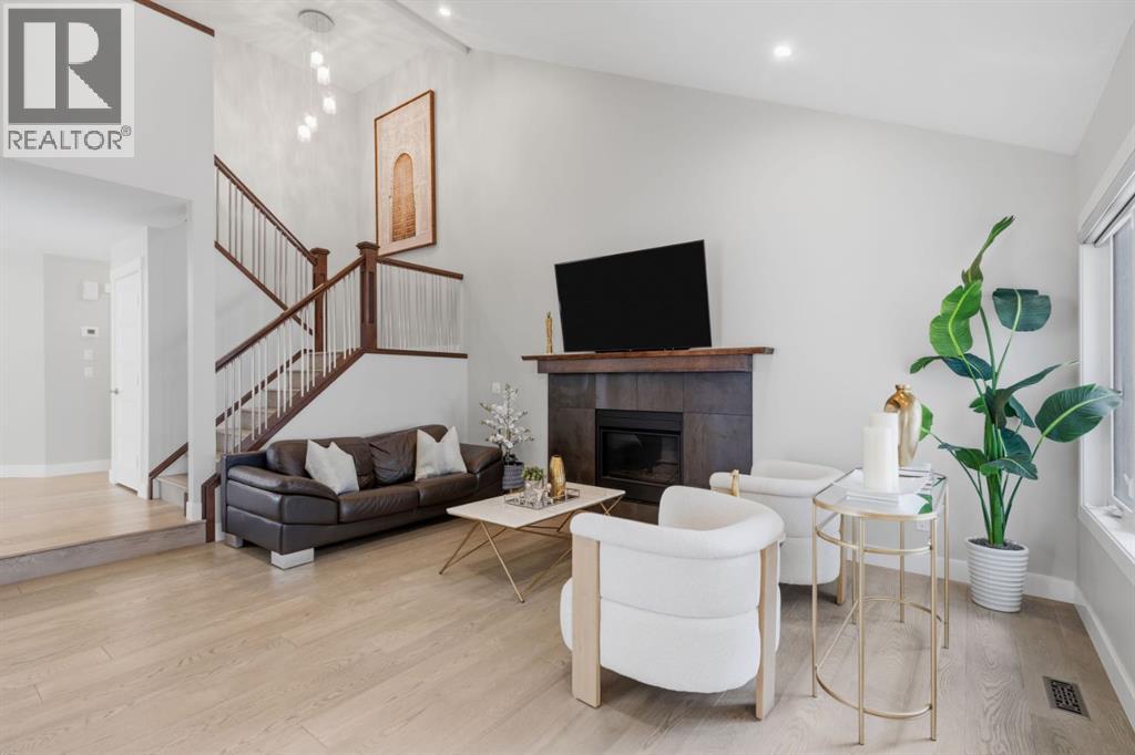 30 Strathcona Road SW, Calgary, Alberta  T3H 1V5 - Photo 11 - A2326353