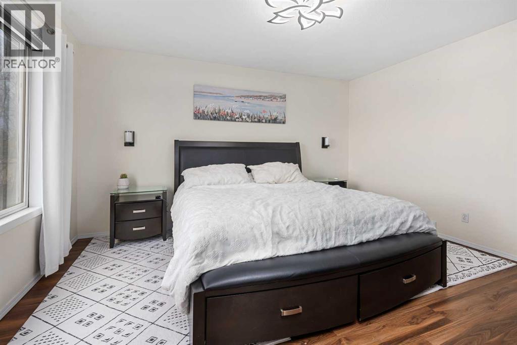 704 Woodside Drive NW, Airdrie, Alberta  T4B 2G9 - Photo 26 - A2321781