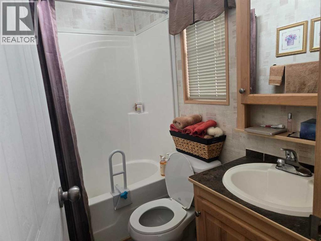 742,  Carefree Resort, Rural Red Deer County, Alberta  T4G 0K6 - Photo 11 - A2331871