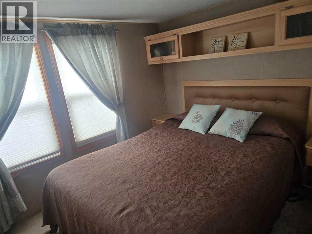 742,  Carefree Resort, Rural Red Deer County, Alberta  T4G 0K6 - Photo 9 - A2331871