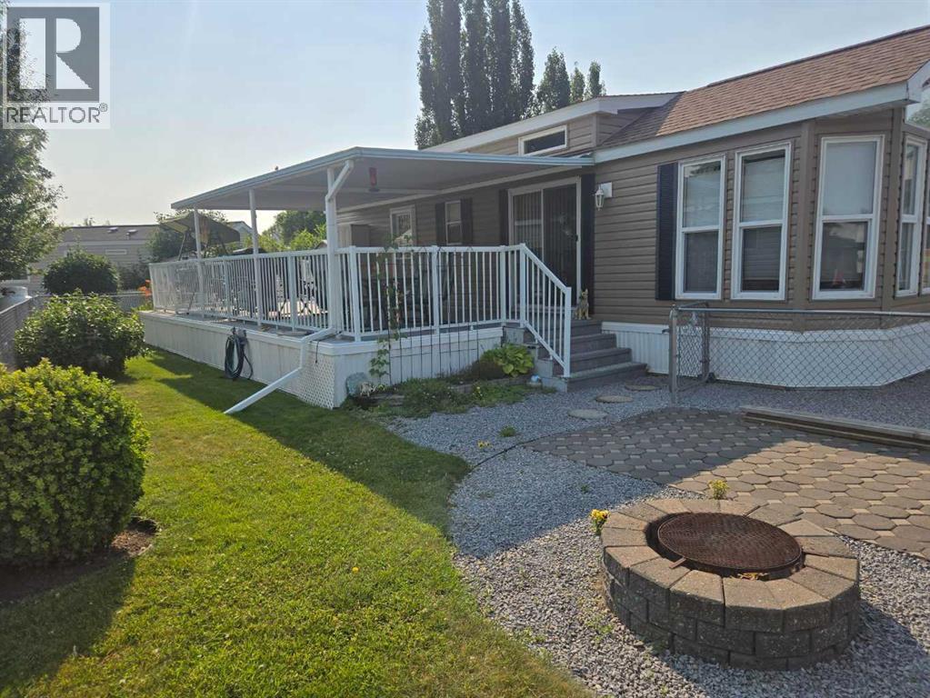742,  Carefree Resort, Rural Red Deer County, Alberta  T4G 0K6 - Photo 2 - A2331871