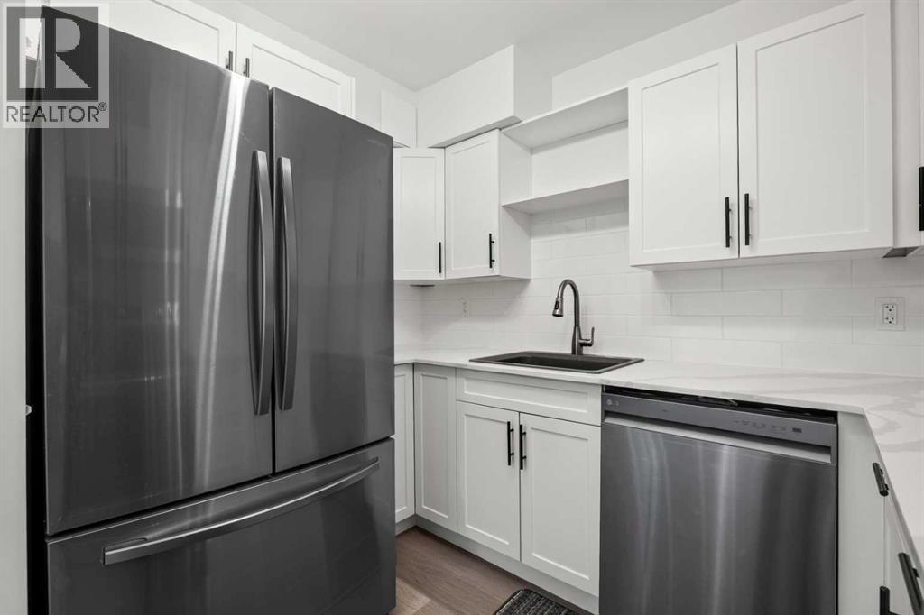 40, 3809 45 Street SW, Calgary, Alberta  T3E 3H4 - Photo 13 - A2329659