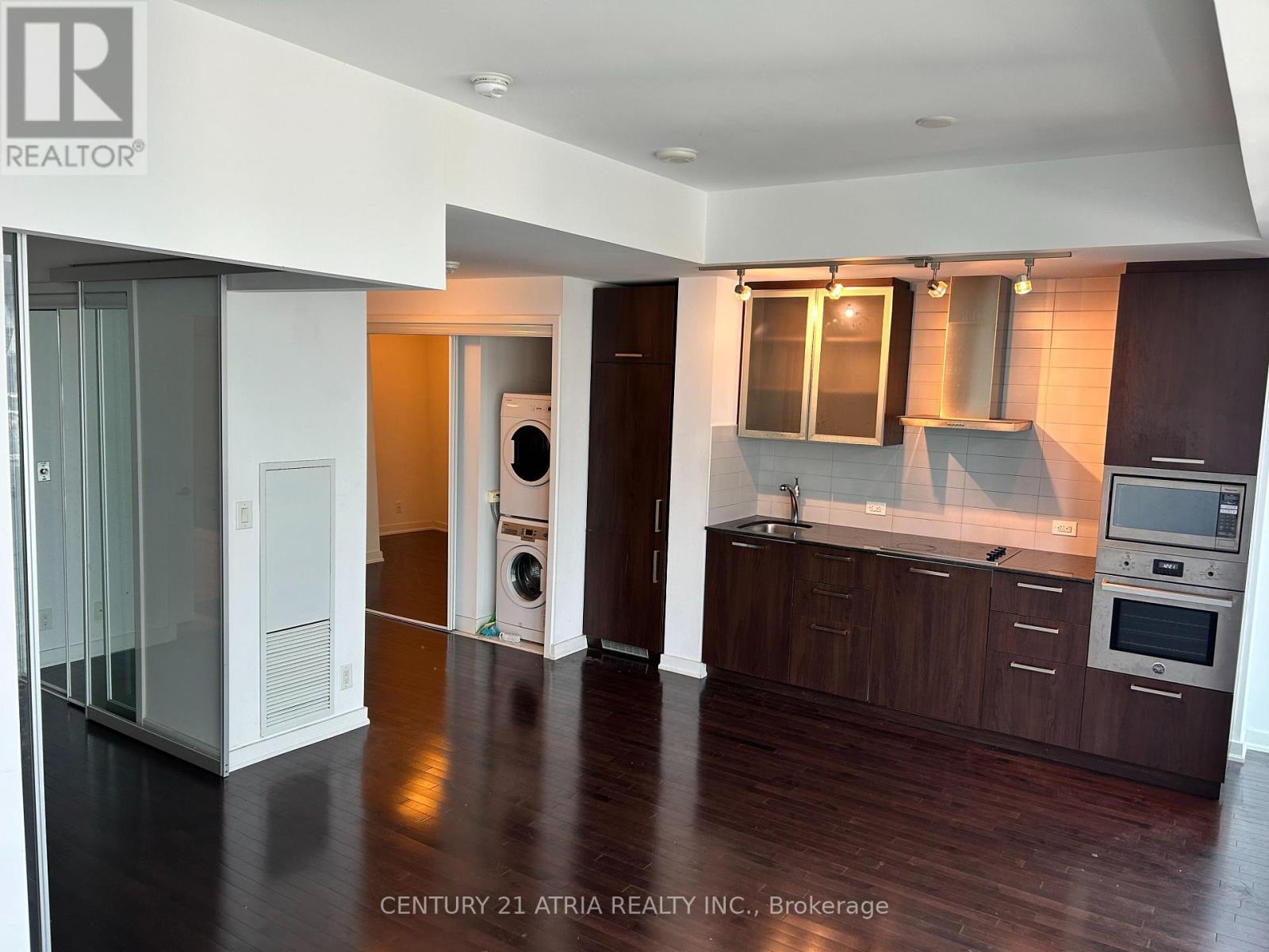 3212 - 14 York Street, Toronto, Ontario  M5J 0B1 - Photo 3 - C13599884