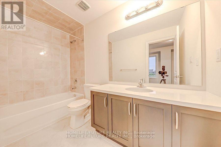 26 Andress Way, Markham, Ontario  L3S 0E9 - Photo 10 - N13606988