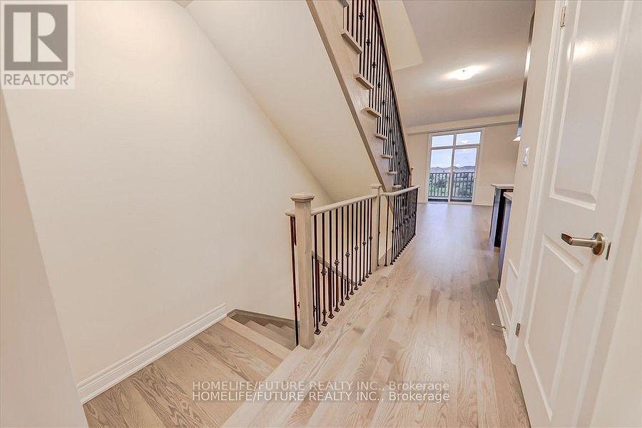 26 Andress Way, Markham, Ontario  L3S 0E9 - Photo 6 - N13606988