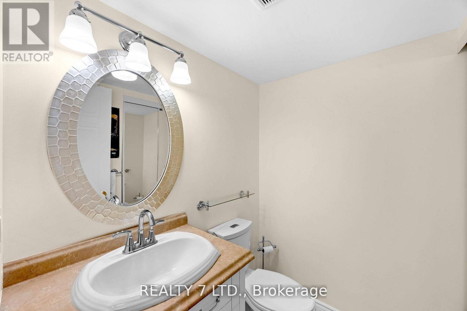412 - 1270 Maple Crossing Boulevard, Burlington, Ontario  L7S 2J3 - Photo 2 - W13470028