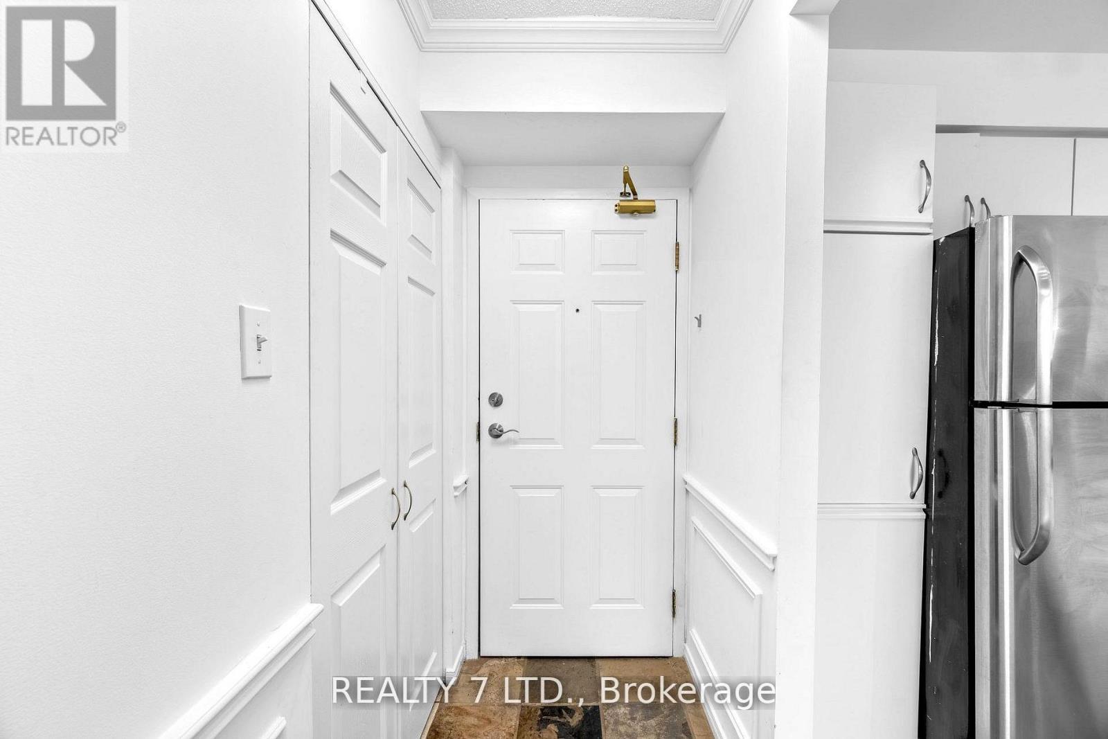 412 - 1270 Maple Crossing Boulevard, Burlington, Ontario  L7S 2J3 - Photo 25 - W13470028