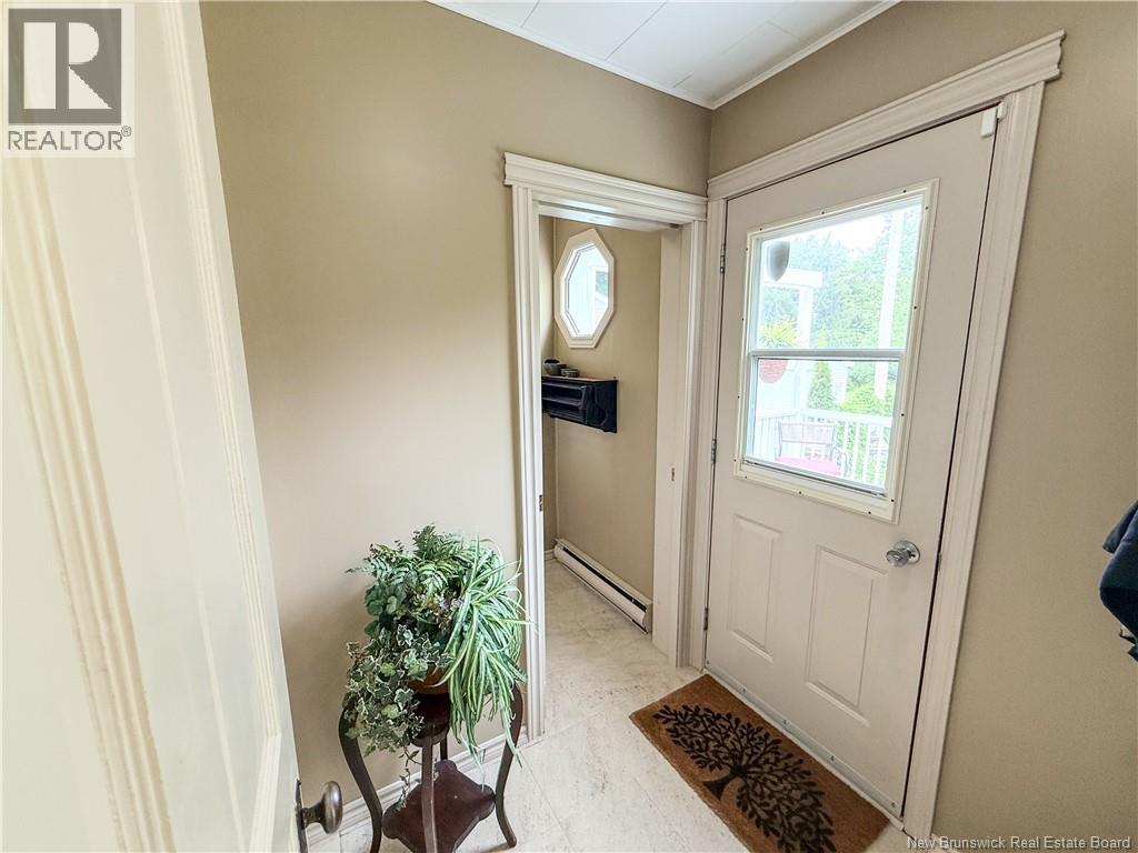 884 Main Street, Sussex, New Brunswick  E4E 2M5 - Photo 16 - NB141978