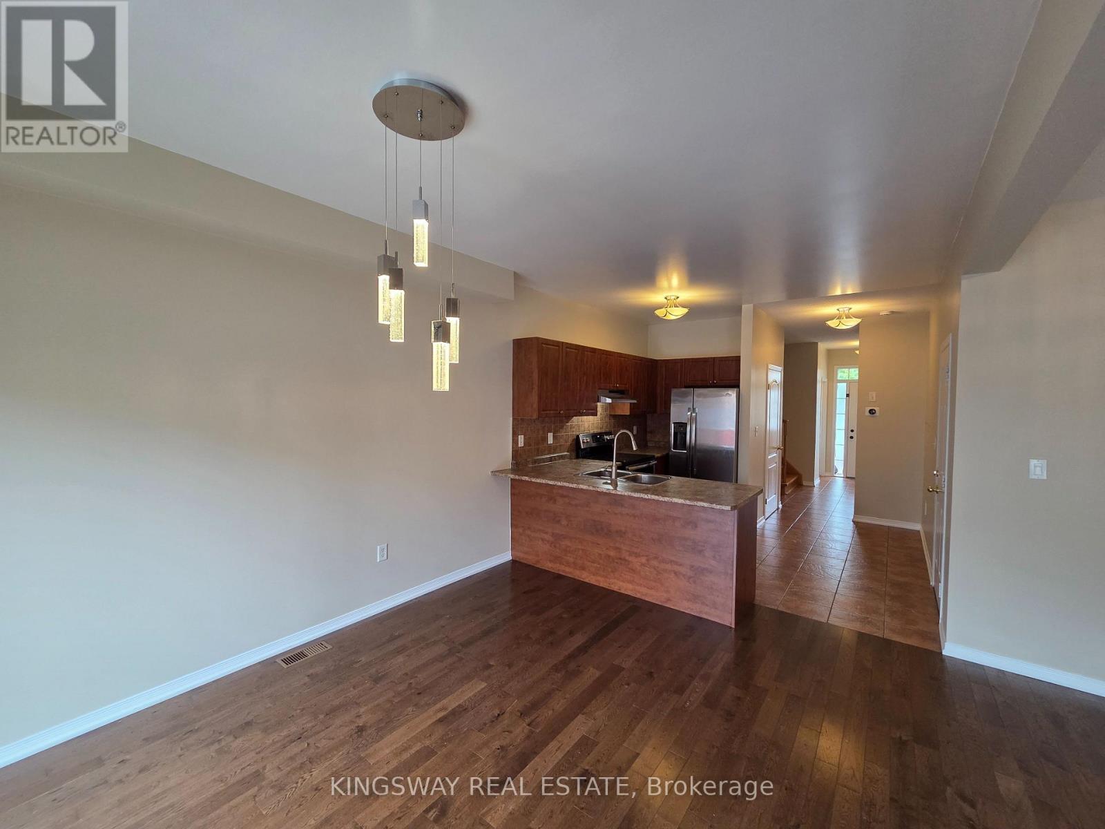 28 Tidemore Heights, Hamilton, Ontario  L8E 0B7 - Photo 12 - X13571712