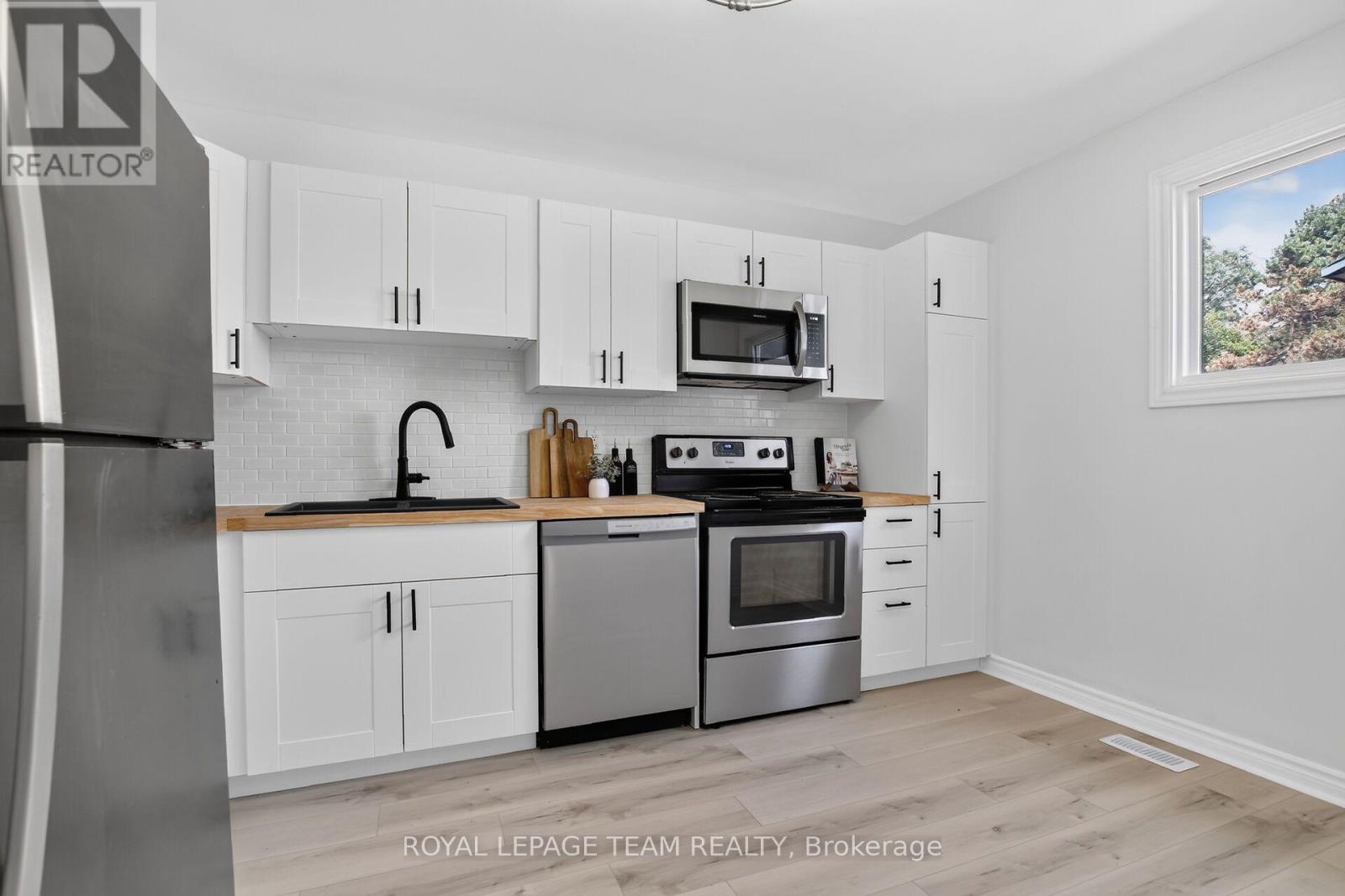 120 Mcclintock Way, Ottawa, Ontario  K2L 2A4 - Photo 6 - X13607022