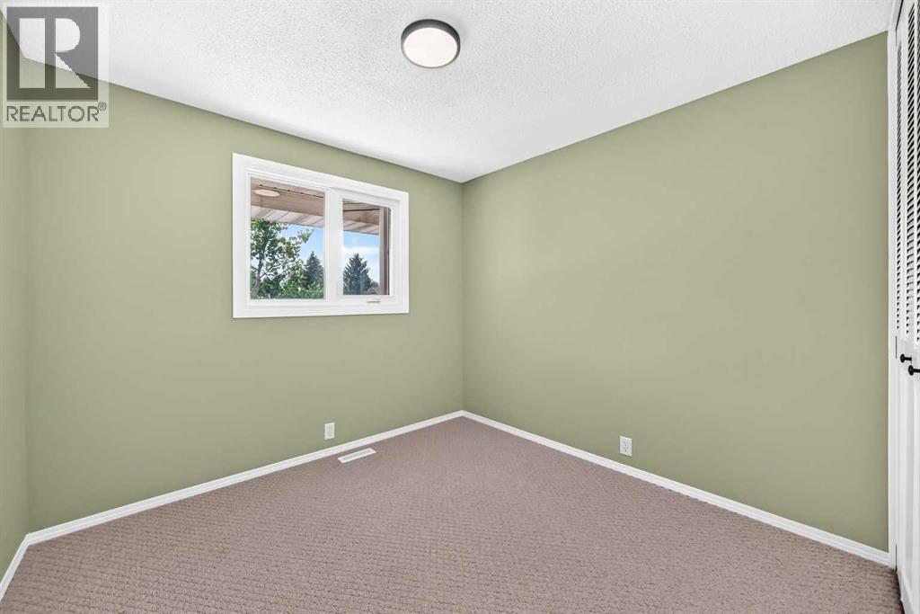 11335 Braeside Drive SW, Calgary, Alberta  T2W 2V6 - Photo 21 - A2331242
