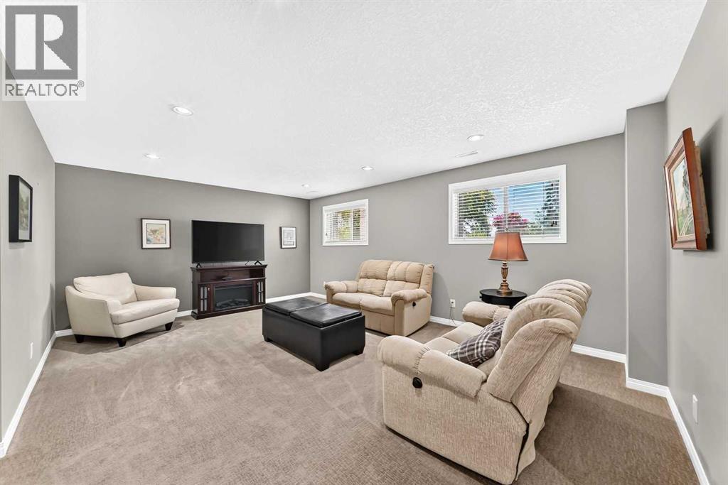 11335 Braeside Drive SW, Calgary, Alberta  T2W 2V6 - Photo 27 - A2331242