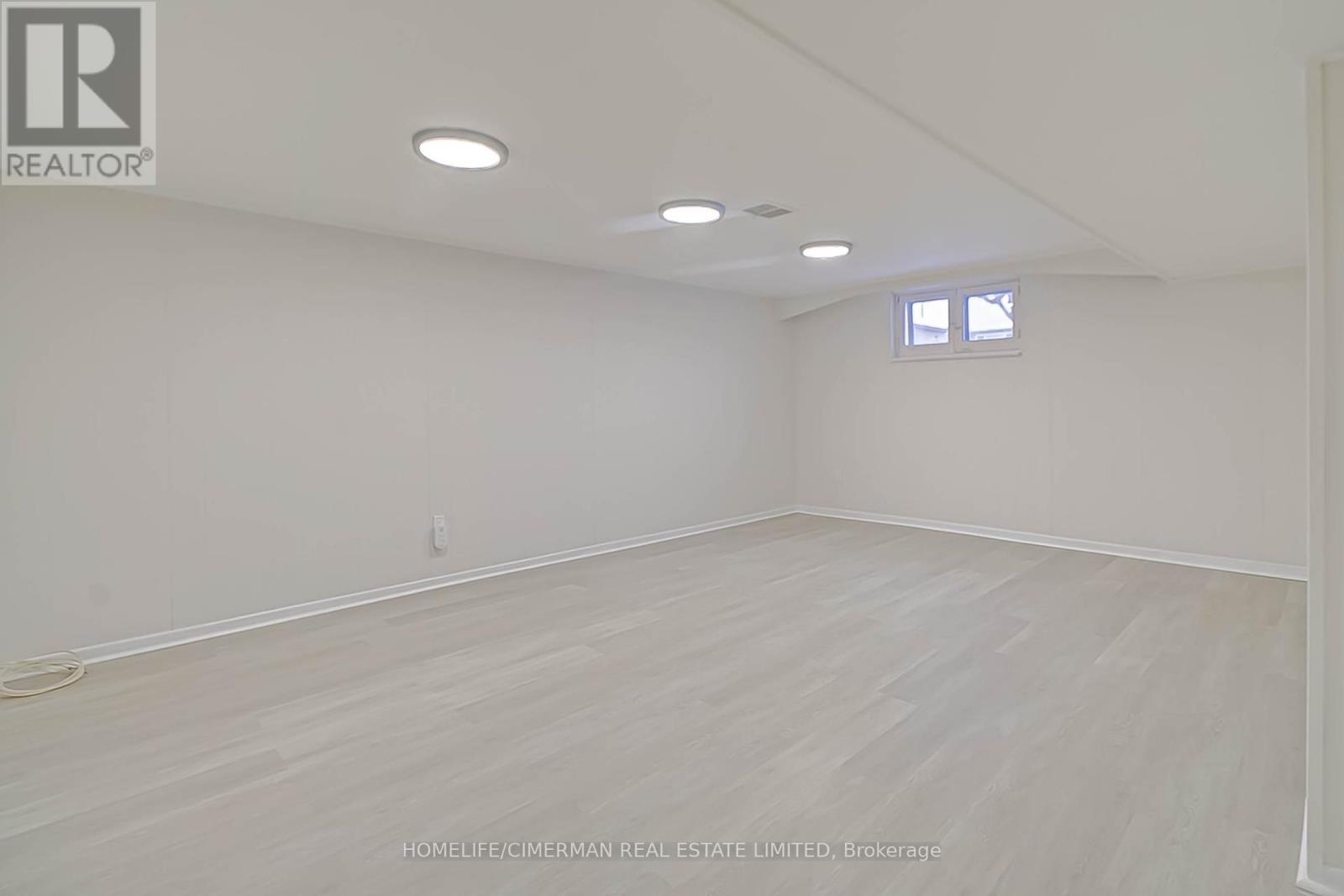 25 Sage Avenue, Toronto, Ontario  M6B 3W4 - Photo 17 - W13541816