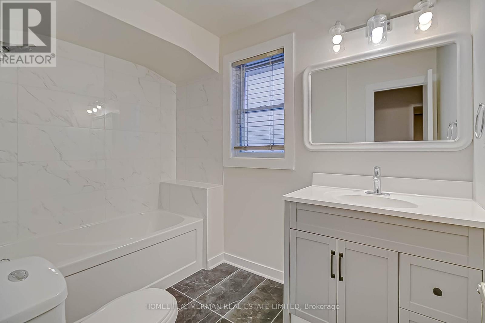 25 Sage Avenue, Toronto, Ontario  M6B 3W4 - Photo 12 - W13541816