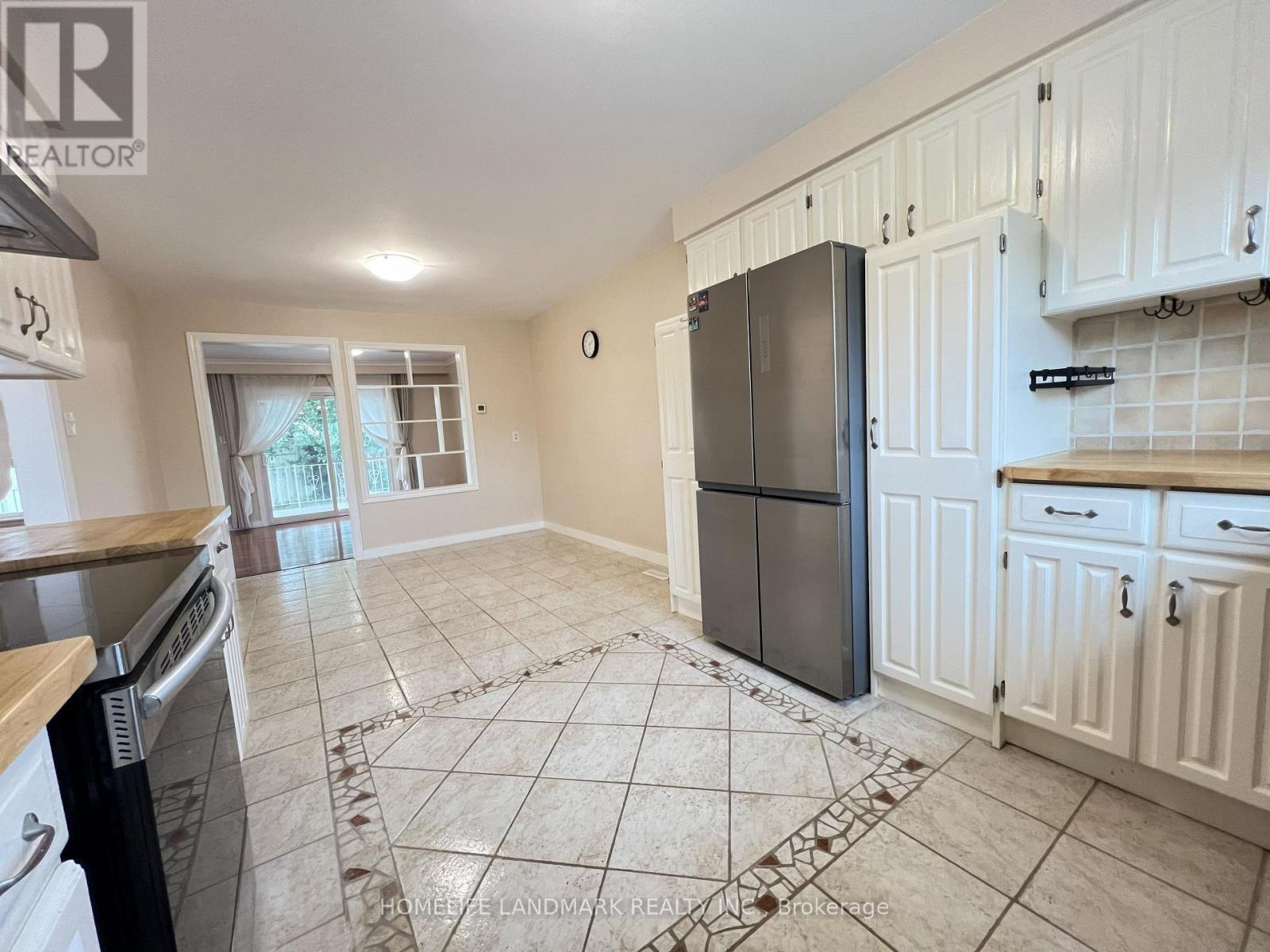 29 Tillplain Road NW, Toronto, Ontario  M3H 5R1 - Photo 17 - C13607058