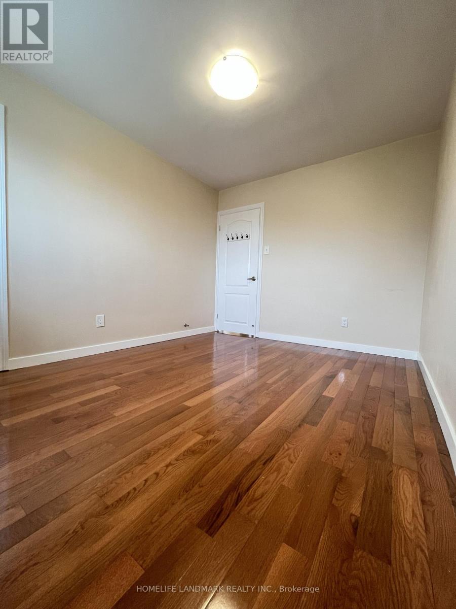 29 Tillplain Road NW, Toronto, Ontario  M3H 5R1 - Photo 30 - C13607058
