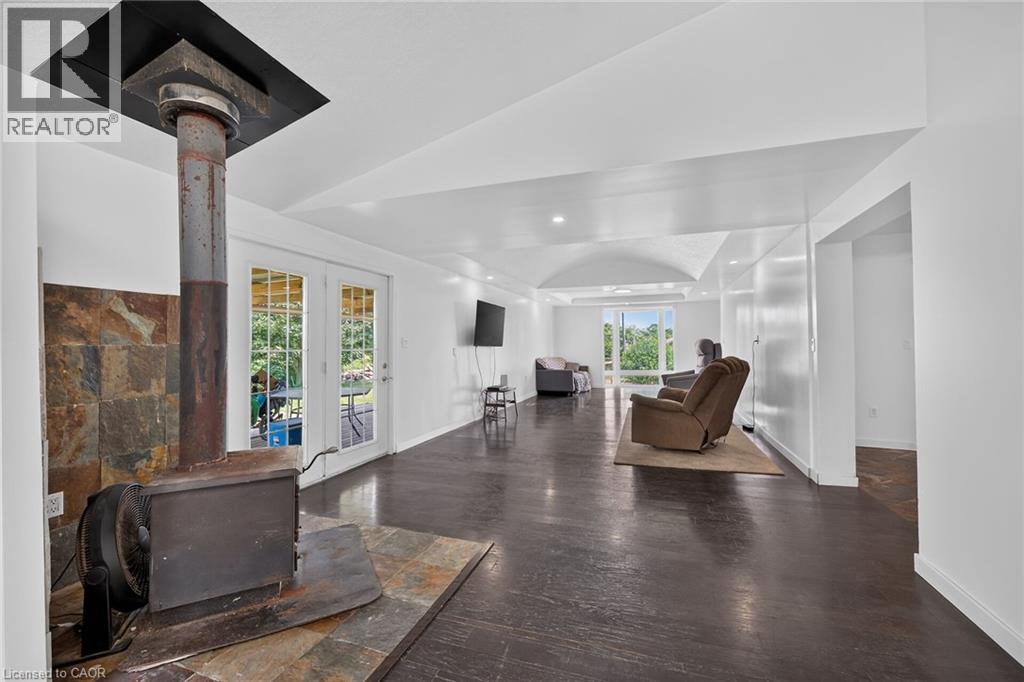 647 Bains Road, Cayuga, Ontario  N0A 1E0 - Photo 18 - 40844542