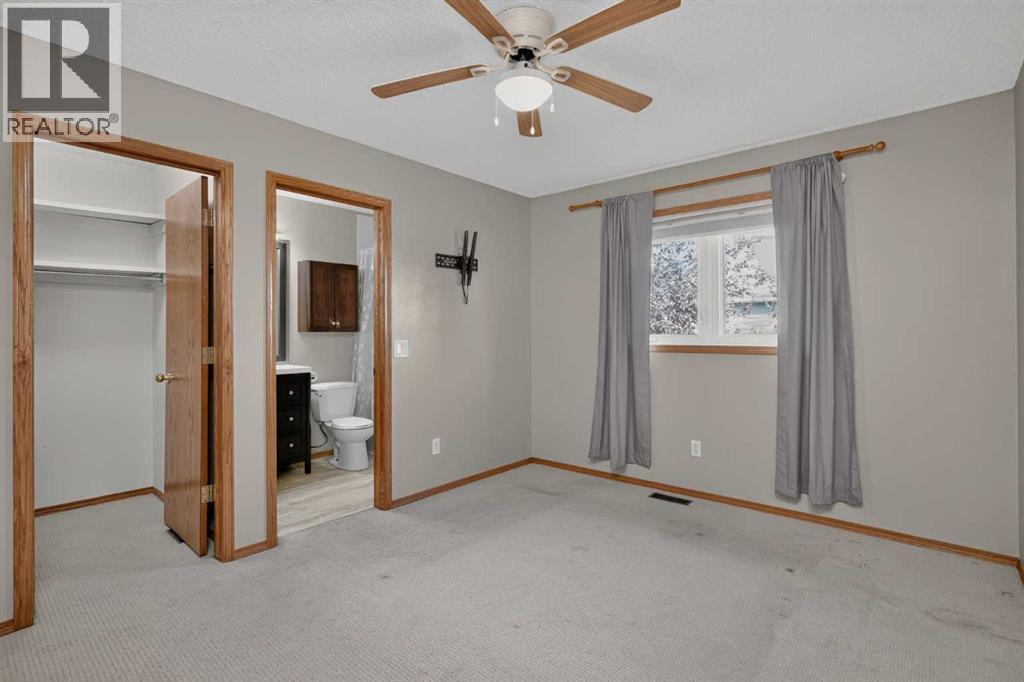 31 Fairways Drive NW, Airdrie, Alberta  T4B 2P5 - Photo 17 - A2330611