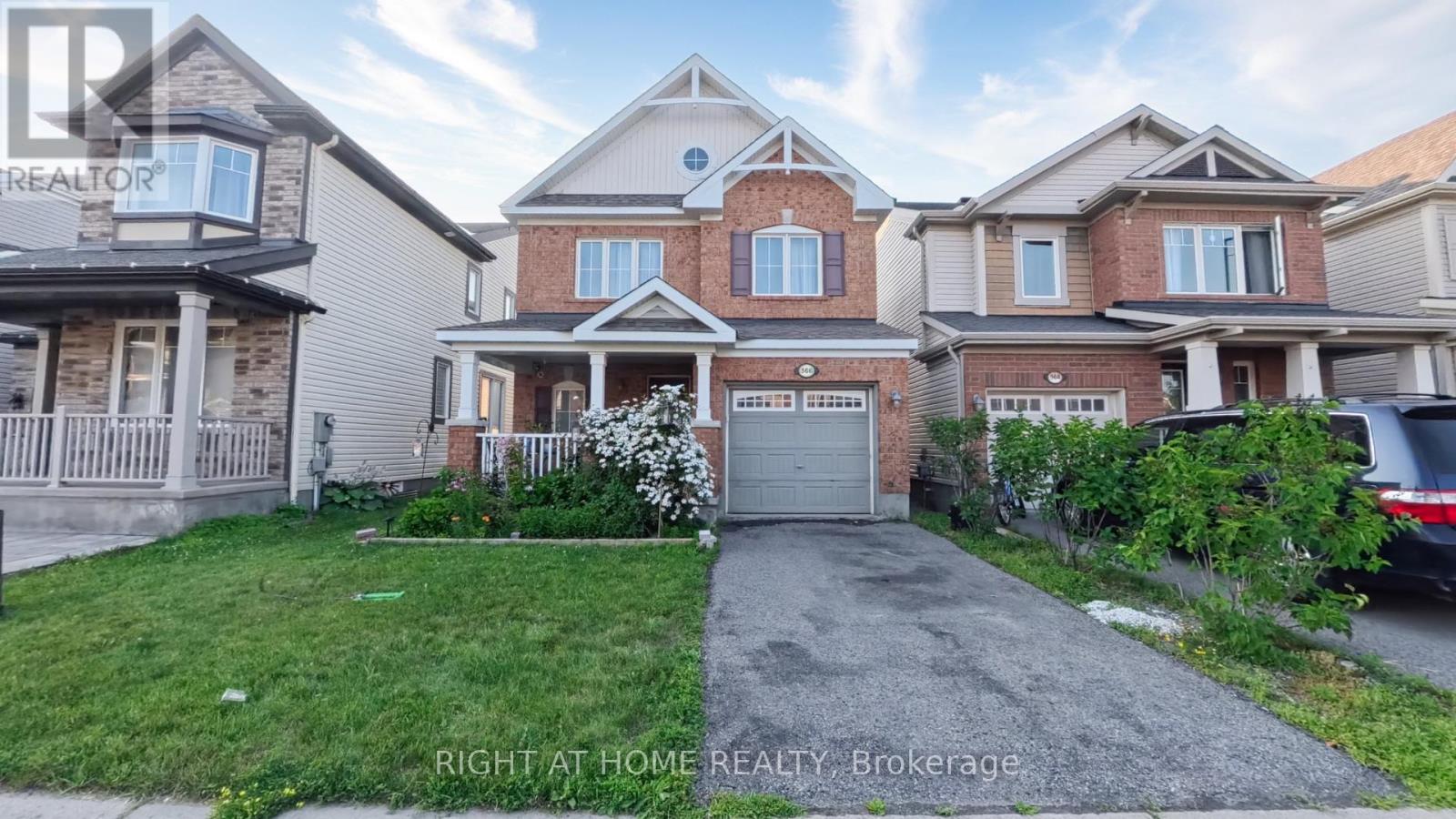 566 DUNDONALD DRIVE, Ottawa, Ontario