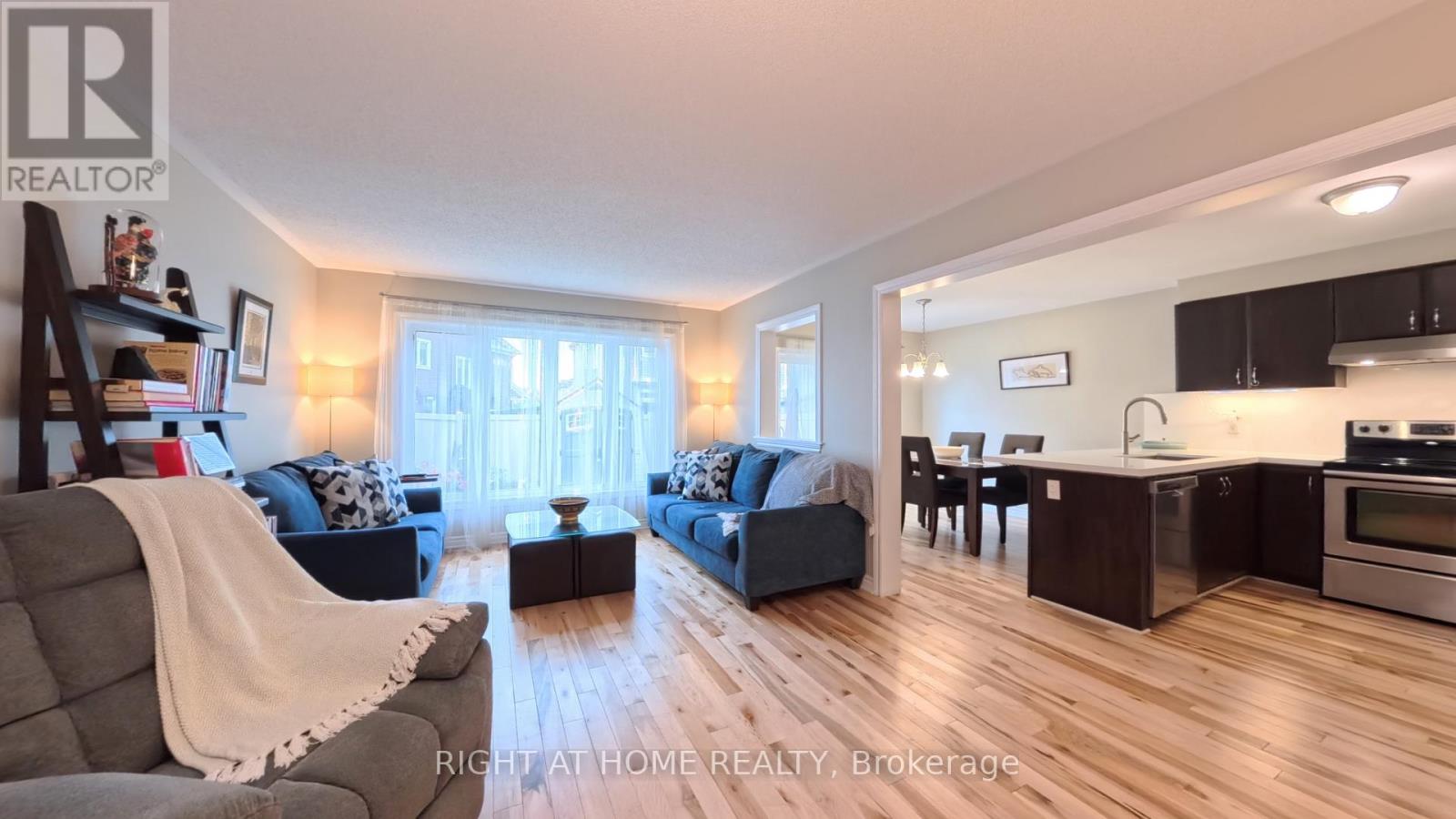 566 Dundonald Drive, Ottawa, Ontario  K2J 5X1 - Photo 4 - X13607080