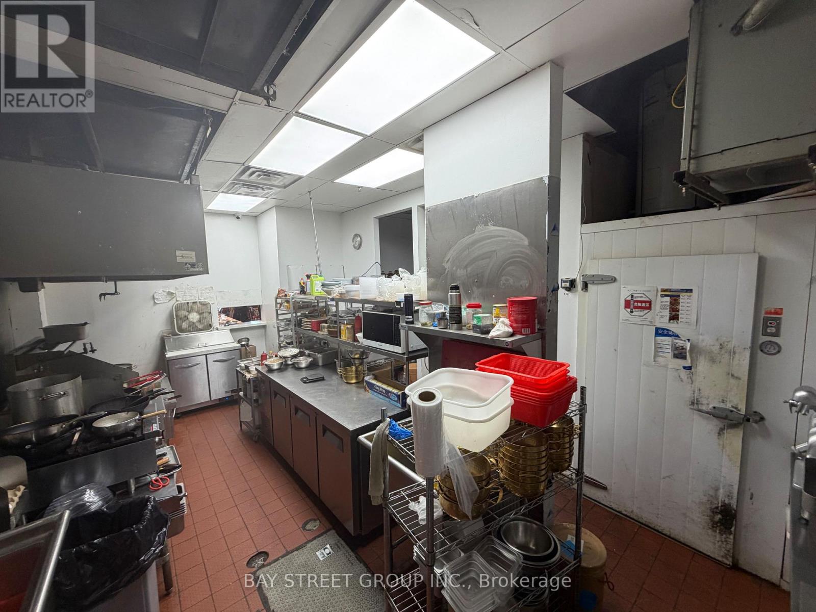B2 - 8360 Kennedy Road, Markham, Ontario  L3R 9W4 - Photo 9 - N13607076