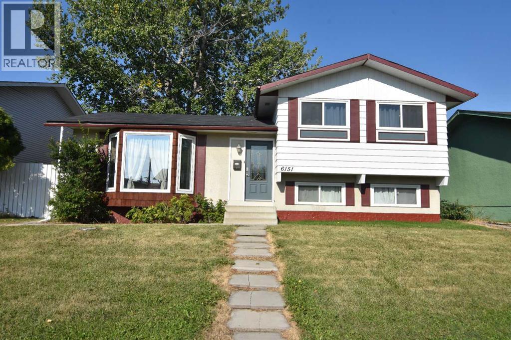6151 Penworth Road SE, Calgary, Alberta  T2A 4J9 - Photo 2 - A2308320