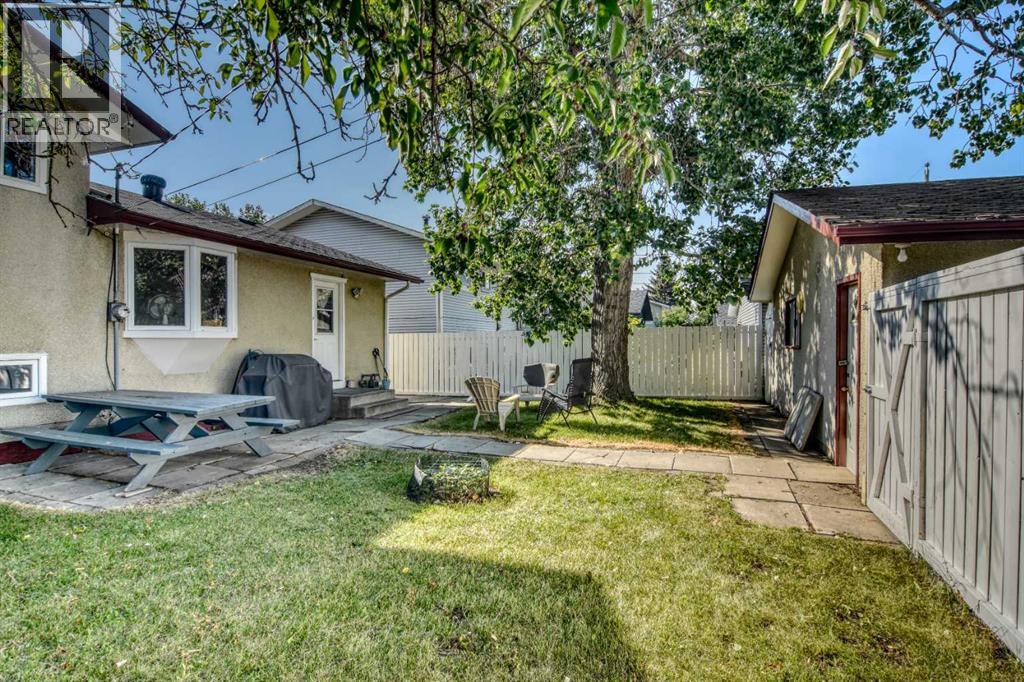 6151 Penworth Road SE, Calgary, Alberta  T2A 4J9 - Photo 21 - A2308320