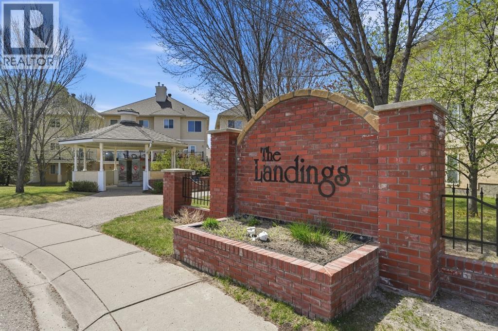 101 Sierra Morena Landing SW, Calgary, Alberta  T3H 4K3 - Photo 2 - A2309048