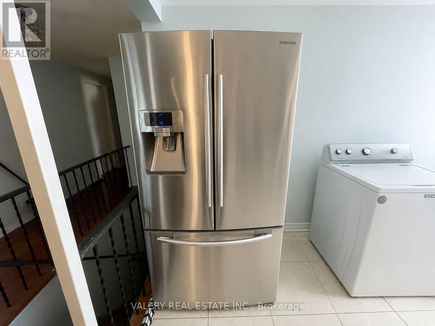 Main - 73 Hickling Trail, Barrie, Ontario  L4M 5S7 - Photo 6 - S13590498