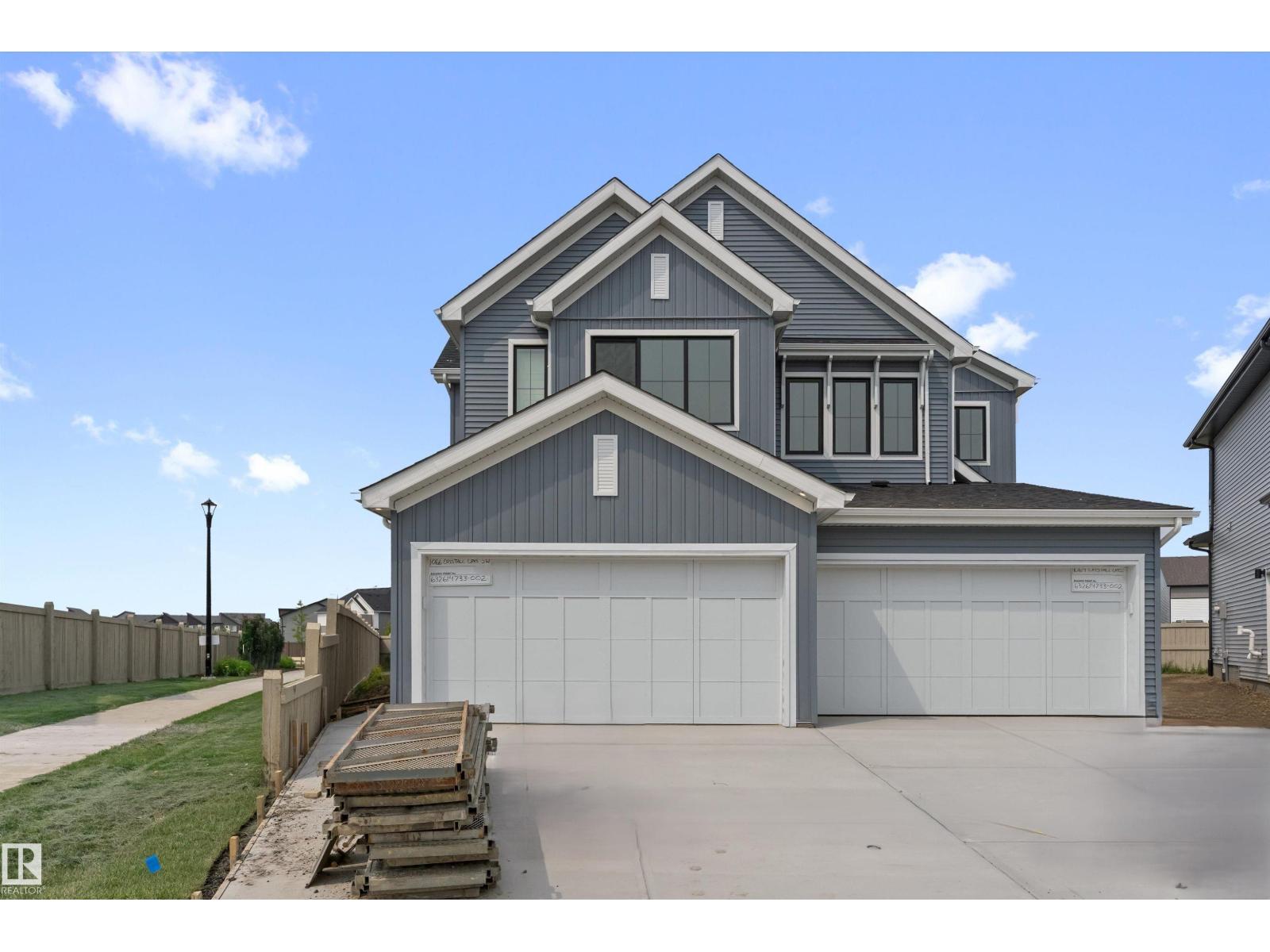 1066 CRISTALL CR SW, edmonton, Alberta