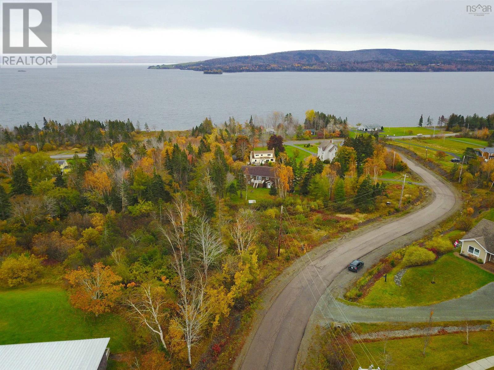 Alderwood Lane, Baddeck, Nova Scotia  B0E 1H0 - Photo 16 - 202600108