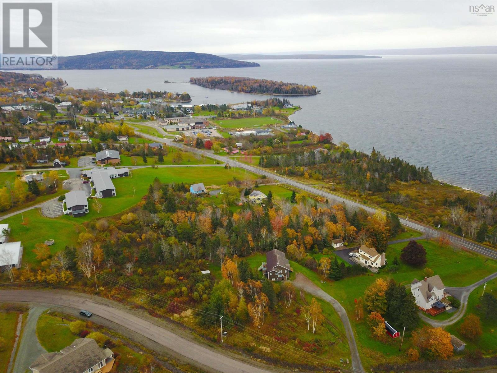 Alderwood Lane, Baddeck, Nova Scotia  B0E 1H0 - Photo 12 - 202600108