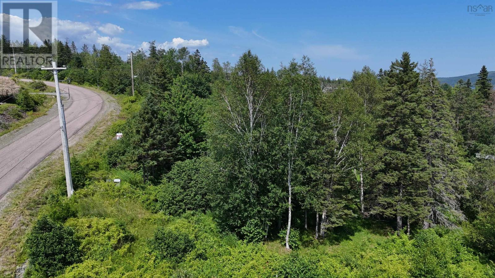 Alderwood Lane, Baddeck, Nova Scotia  B0E 1H0 - Photo 5 - 202600108