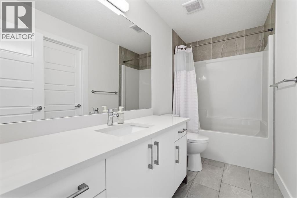 1356 Lackner Boulevard, Carstairs, Alberta  T0M 0N0 - Photo 36 - A2328296