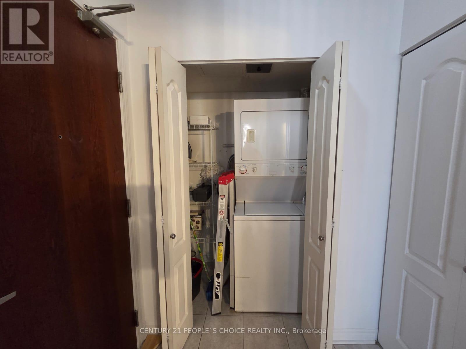 2901 - 4090 Living Arts Drive, Mississauga, Ontario  L5B 4M8 - Photo 15 - W13607136