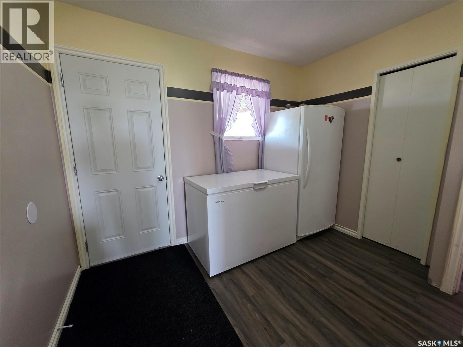 1321 Herbert Avenue, Herbert, Saskatchewan  S0H 2A0 - Photo 14 - SK043711