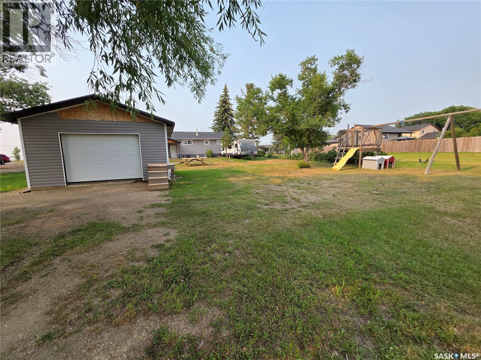 1321 Herbert Avenue, Herbert, Saskatchewan  S0H 2A0 - Photo 34 - SK043711