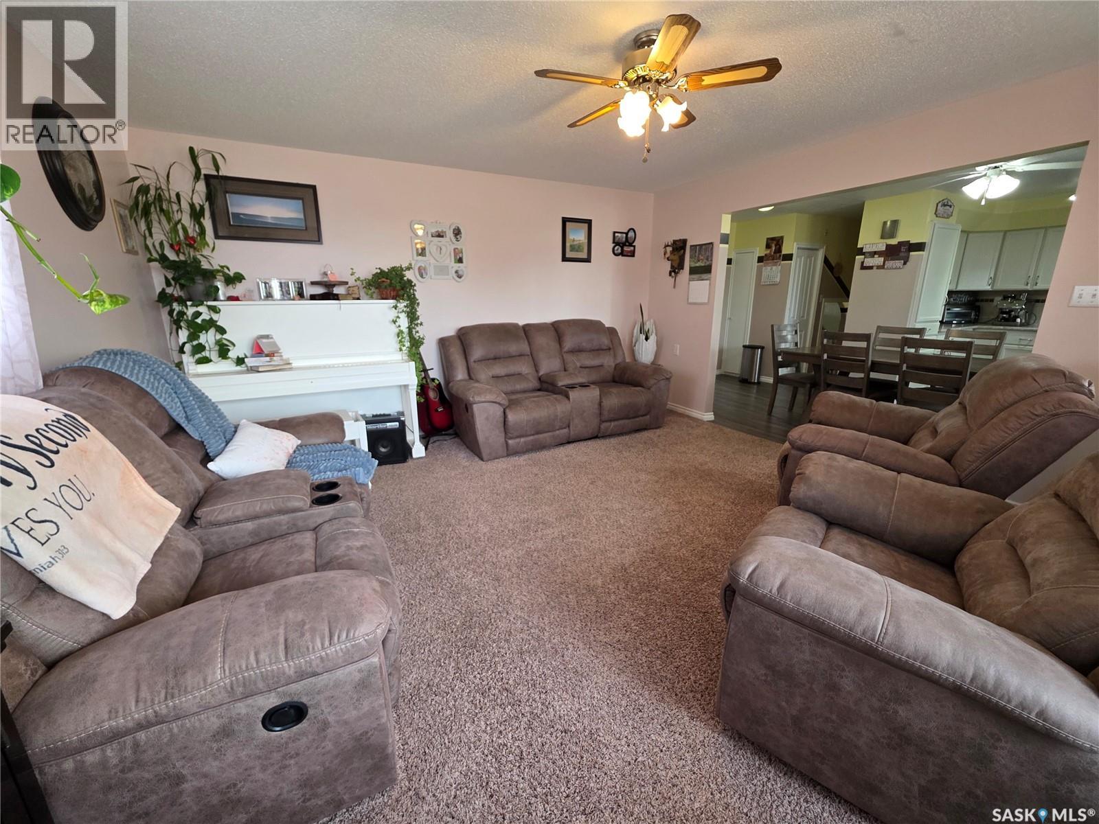 1321 Herbert Avenue, Herbert, Saskatchewan  S0H 2A0 - Photo 7 - SK043711