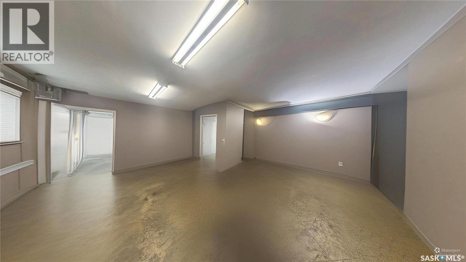 318 K Avenue S, Saskatoon, Saskatchewan  S7M 2E1 - Photo 4 - SK043468