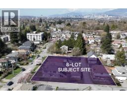 3065 KINGS AVENUE, Vancouver, British Columbia