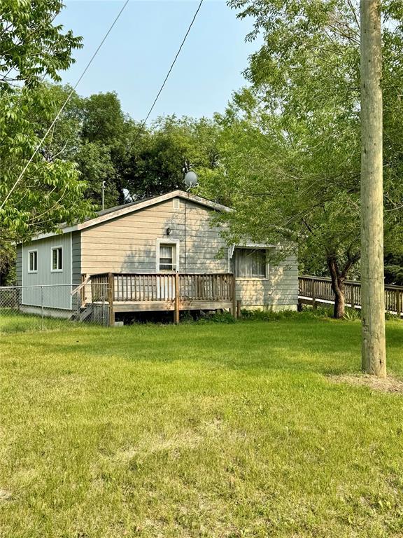 42 Third Avenue E, Oak Lake, Manitoba  R0M 1P0 - Photo 0 - 202618660
