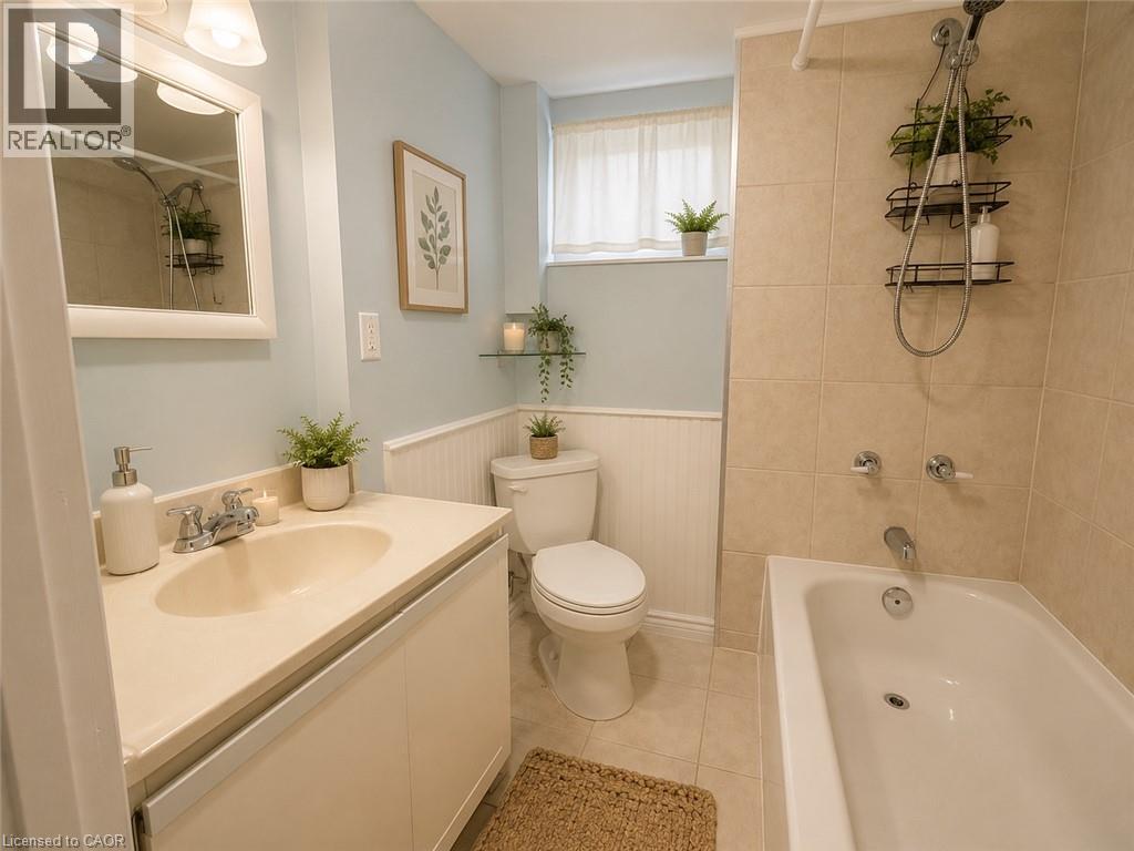 15 Prospect Street S Unit# 2, Hamilton, Ontario  L8M 2Y9 - Photo 3 - 40851195