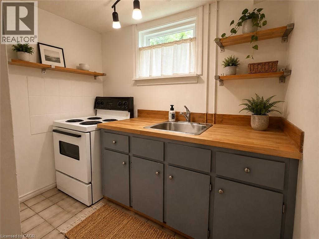 15 Prospect Street S Unit# 2, Hamilton, Ontario  L8M 2Y9 - Photo 2 - 40851195