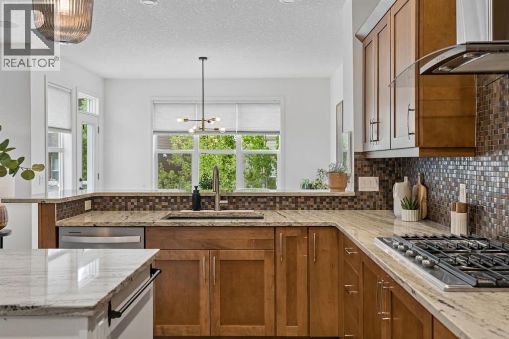 117 Riviera Crescent, Cochrane, Alberta  T4C 0V4 - Photo 5 - A2315536