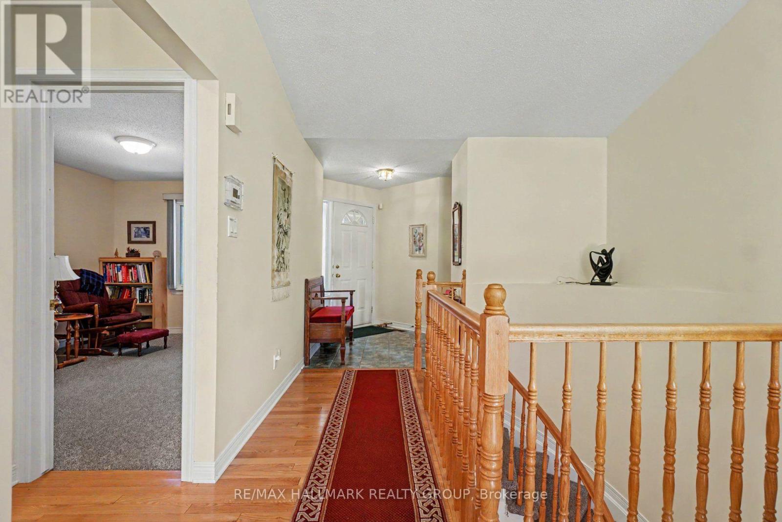 13 Waterthrush Crescent, Ottawa, Ontario  K2M 2V2 - Photo 3 - X13607154