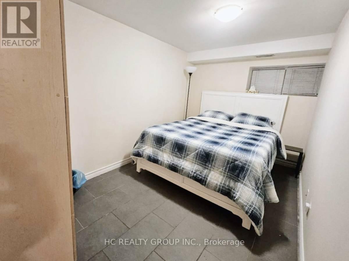 629 Bathurst Street, Toronto, Ontario  M5S 2R2 - Photo 5 - C13607152