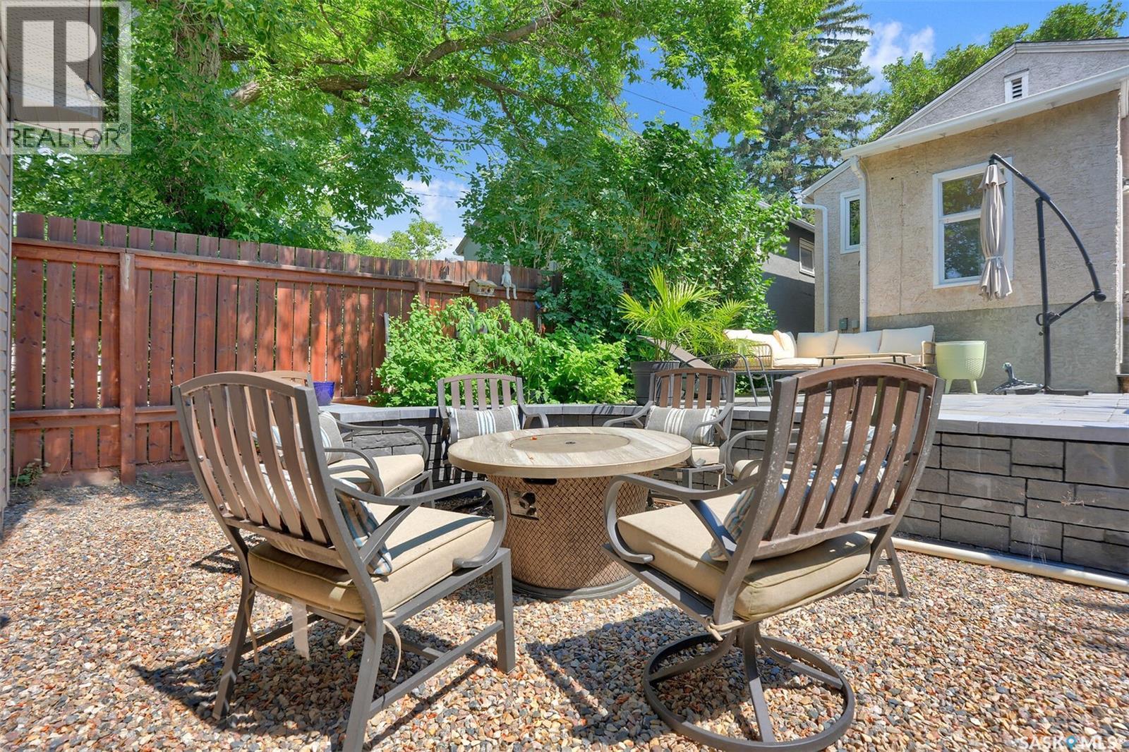2604 Robinson Street, Regina, Saskatchewan  S4T 2R4 - Photo 34 - SK043140