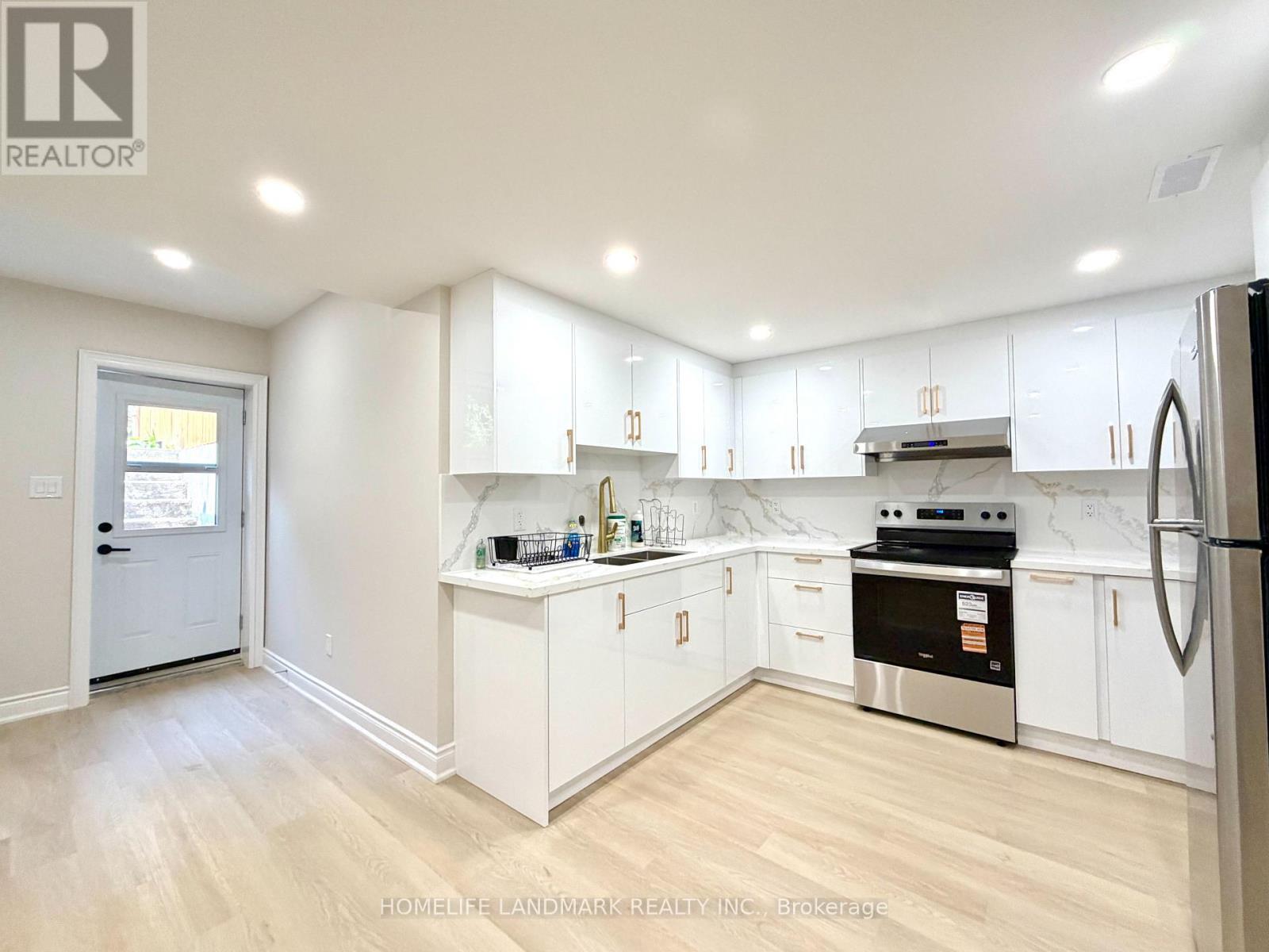 3380 Tudor Gate, Mississauga, Ontario L5L 3C7 - Photo 8 - W13607162