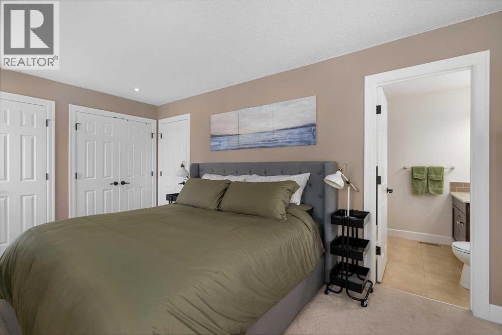 1575 Windstone Road SW, Airdrie, Alberta  T4B 3X6 - Photo 16 - A2331937