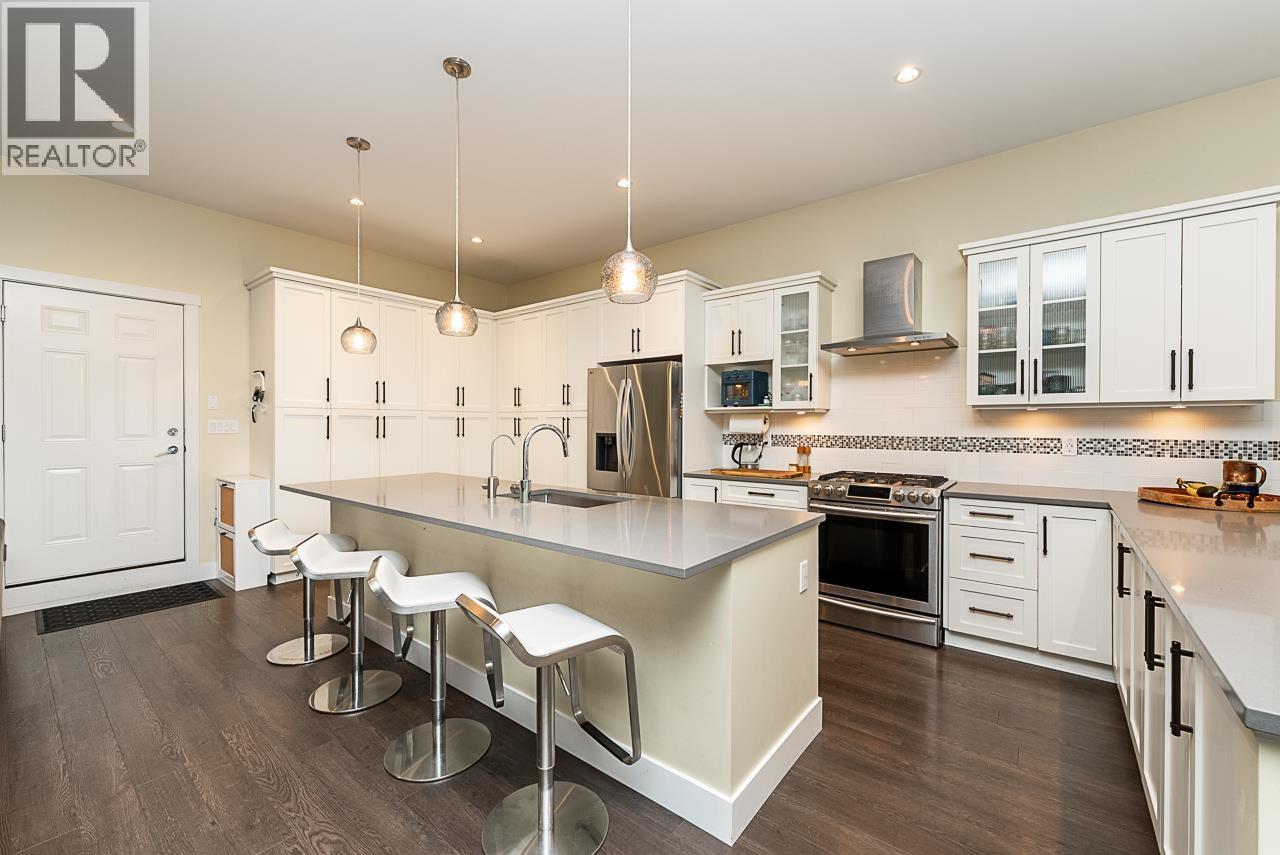 1461 Dayton Street, Coquitlam, British Columbia  V3E 3H2 - Photo 8 - R3149233